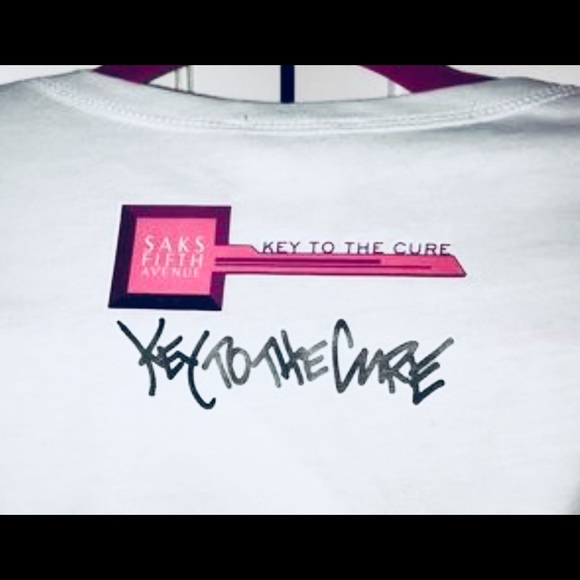 Danskin Stella McCartney Key To The Cure Shirt - Picture 3 of 3
